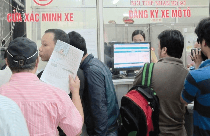 Thời hạn giải quyết hồ sơ đăng ký xe máy không quá 02 ngày kể từ khi đơn vị có thẩm quyền tiếp nhận hồ sơ hợp lệ