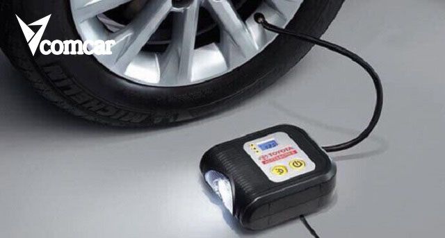 Máy bơm lốp ô tô mini Toyota