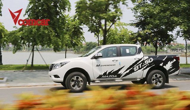 Xe ô tô bán tải cũ giá dưới 300 triệu nào đang được lựa chọn nhiều ?