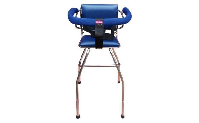 Ghế ngồi xe máy cho bé loại nào tốt và an toàn 8 Nên chọn những chiếc ghế có khung chắc chắn, đệm ngồi êm ái