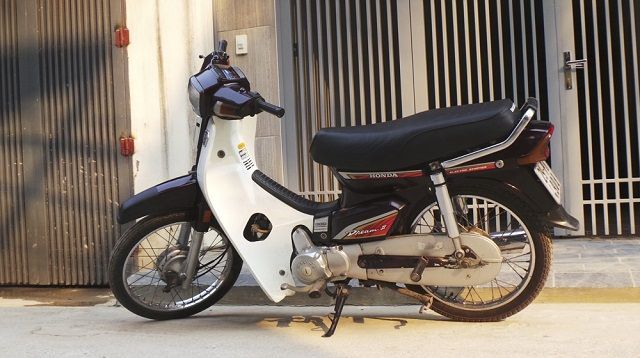 Mua xe máy cũ giá 7 triệu thì Honda Dream là một gợi ý
