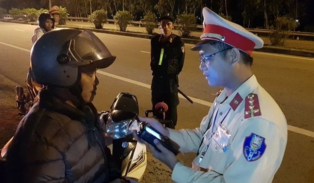 Các mức xử phạt nồng độ cồn xe máy 4 Một số lưu ý để tránh bị phạt nồng độ cồn xe máy bạn nên biết