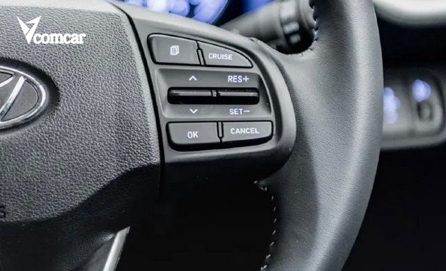 Tổng quan kiến thức về Cruise Control và Adaptive Cruise Control 4 Ảnh 3: Vị trí nút Cruise Control
