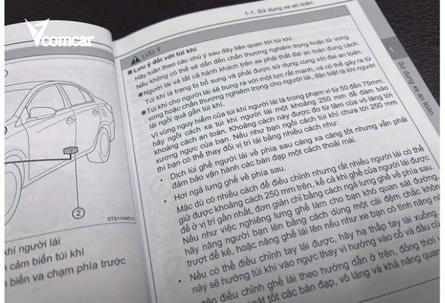 Sách hướng dẫn sử dụng xe ô tô: Tài liệu quan trọng cần đọc 3 Ảnh 2: Một vài lưu ý cần biết đối với túi khí