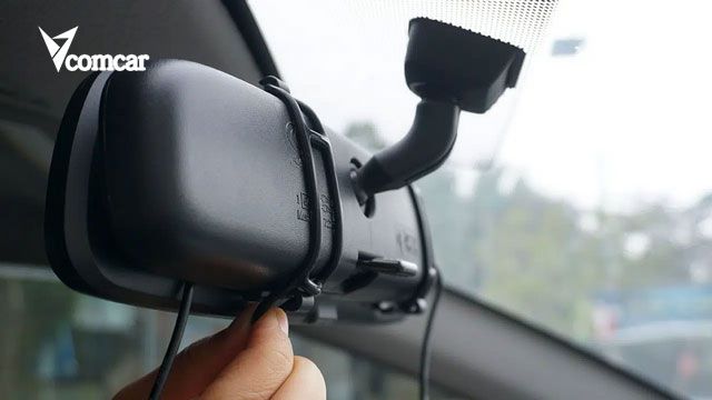 Điểm danh top 6+ camera hành trình gương 3 Ảnh 2: Camera hành trình gương giúp người dùng giám sát phương tiện